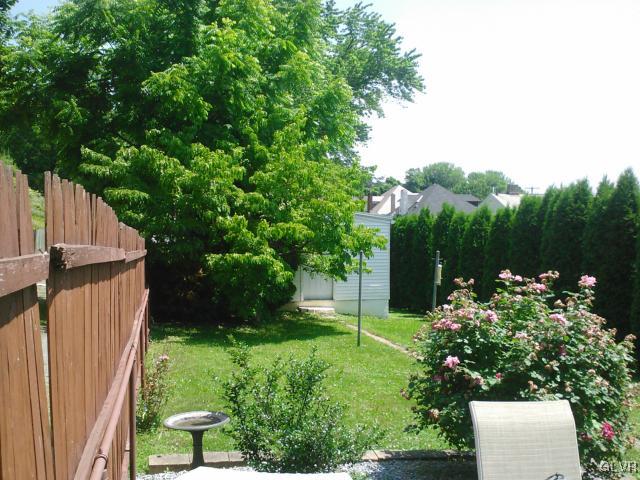 911 Ridge Street Easton, PA 18042 - Photo 9 of 11 Gallery Image 9