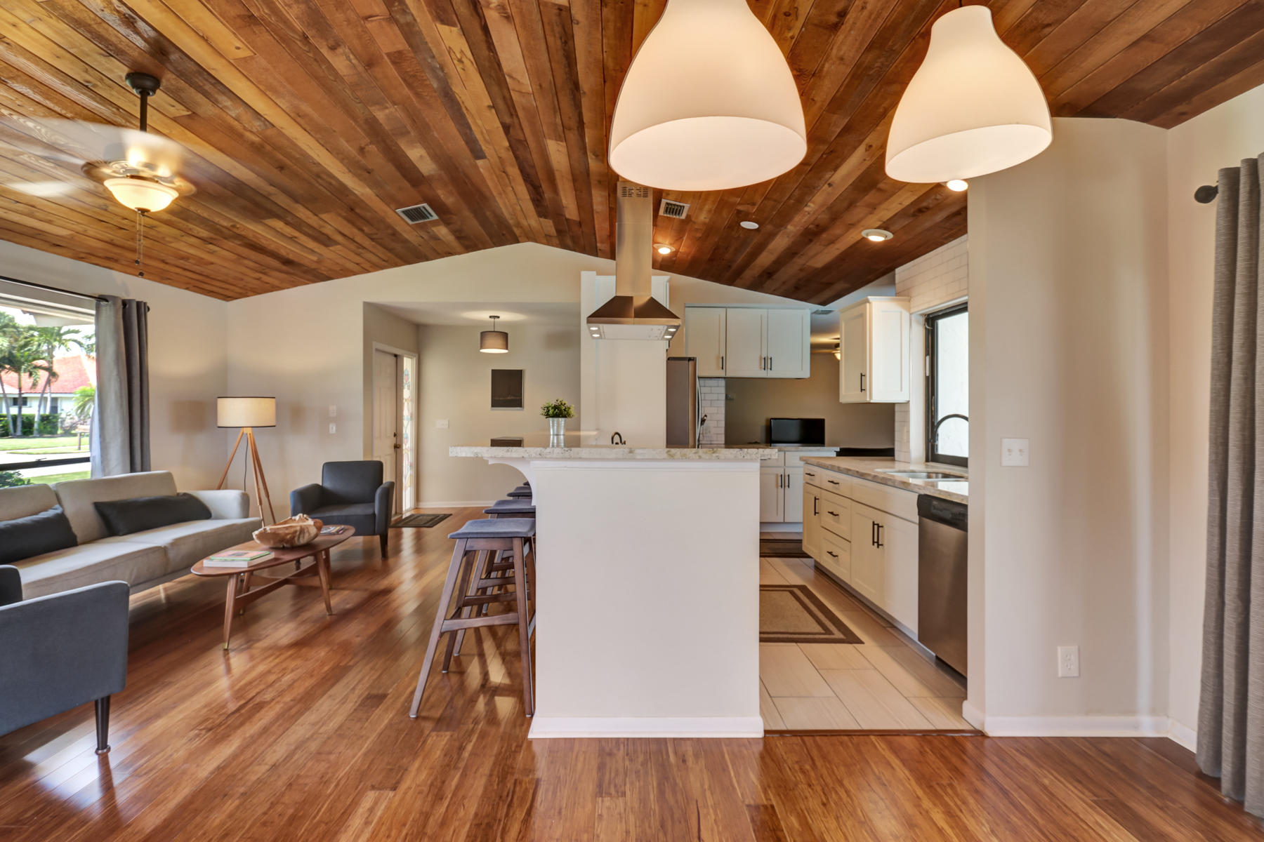 7060 Northwest 4th Avenue Boca Raton, FL 33487 - Photo 15 of 52 7060 NW 4th Ave - 32