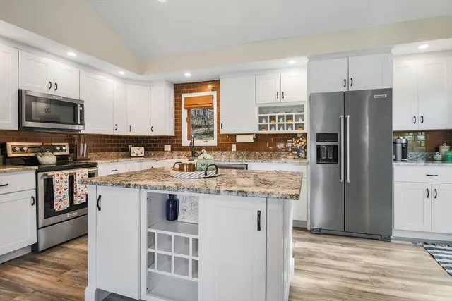 $525,000 | 96 Indian Hill Road, Worcester, MA 01606