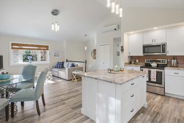 $525,000 | 96 Indian Hill Road, Worcester, MA 01606