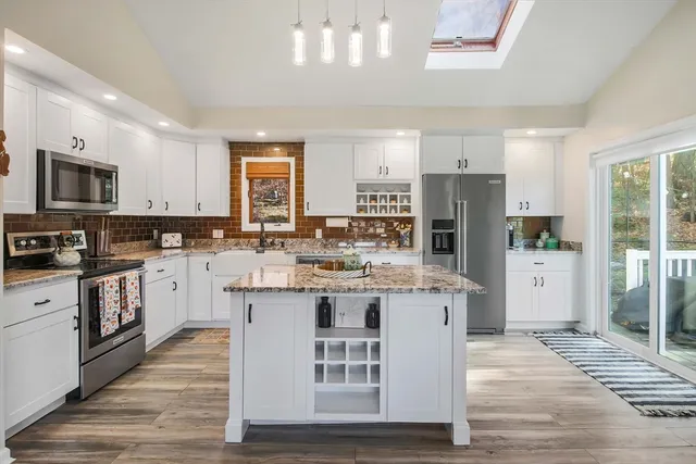 $525,000 | 96 Indian Hill Road, Worcester, MA 01606