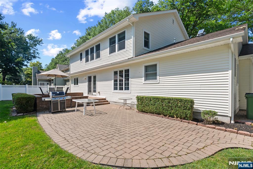 28 Demarest Road Paramus, NJ 07652 - Photo 31 of 32