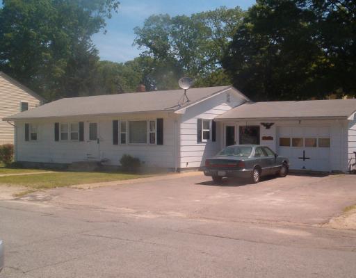 138 St Leon Avenue Woonsocket, RI 02895 - Photo 1 of 4 Exterior Front.