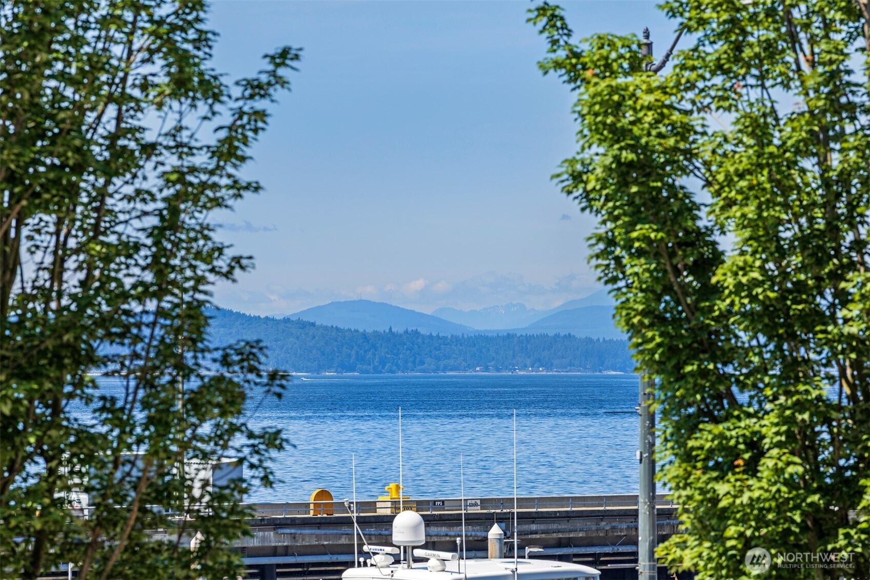 2000 Alaskan Way, Unit 255 Seattle, WA 98121 - Photo 5 of 31 an aerial view of a house with a yard