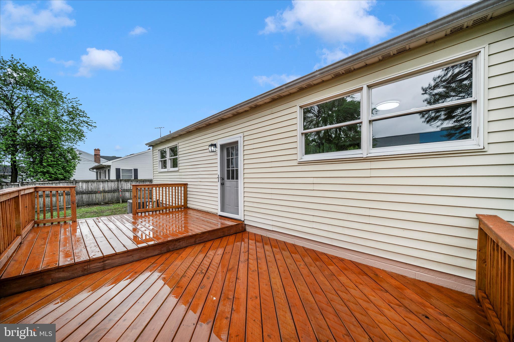 111 Range Road Glen Burnie, MD 21061 - Photo 42 of 58 Deck