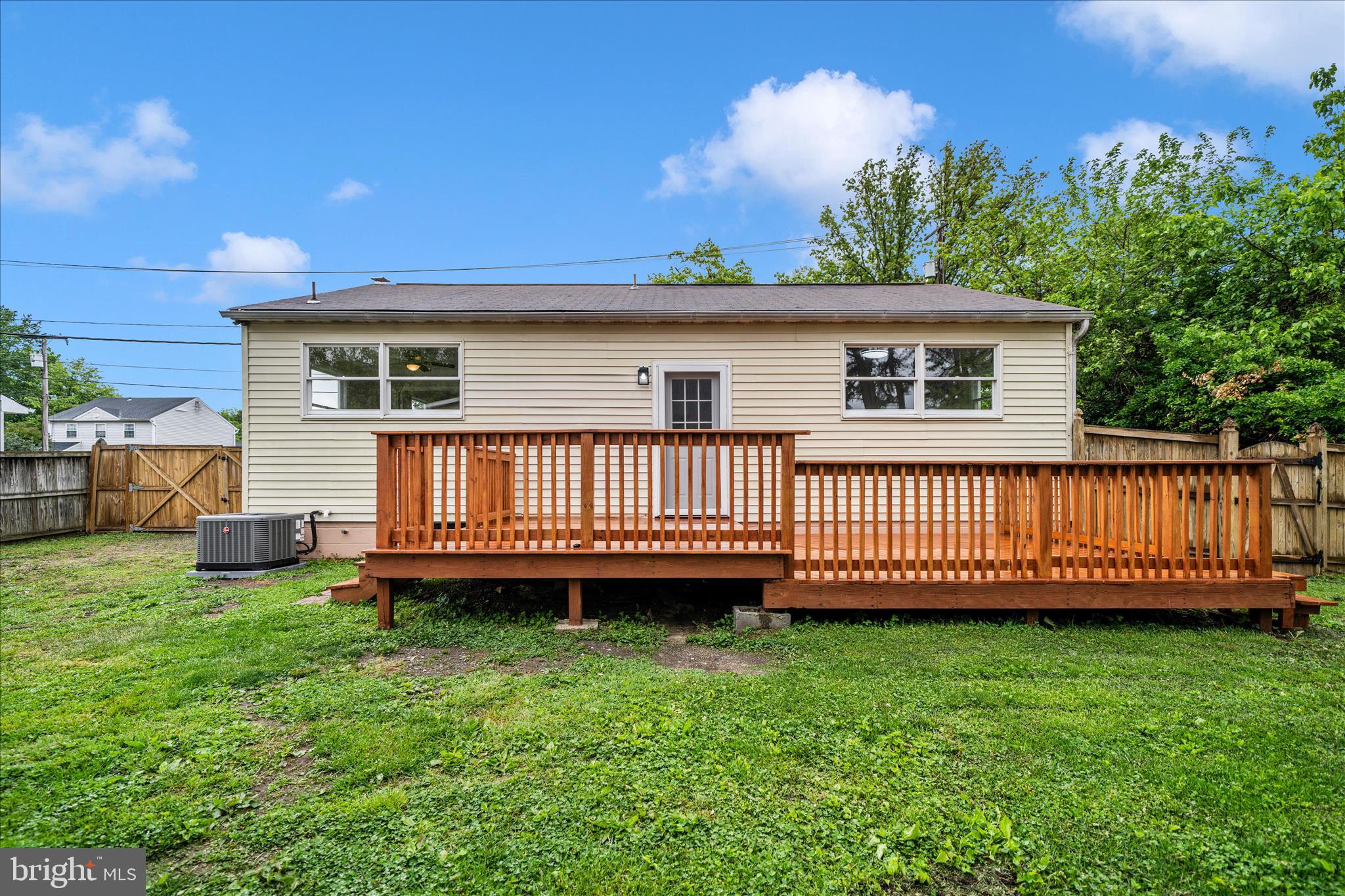 111 Range Road Glen Burnie, MD 21061 - Photo 47 of 58 Exterior Back