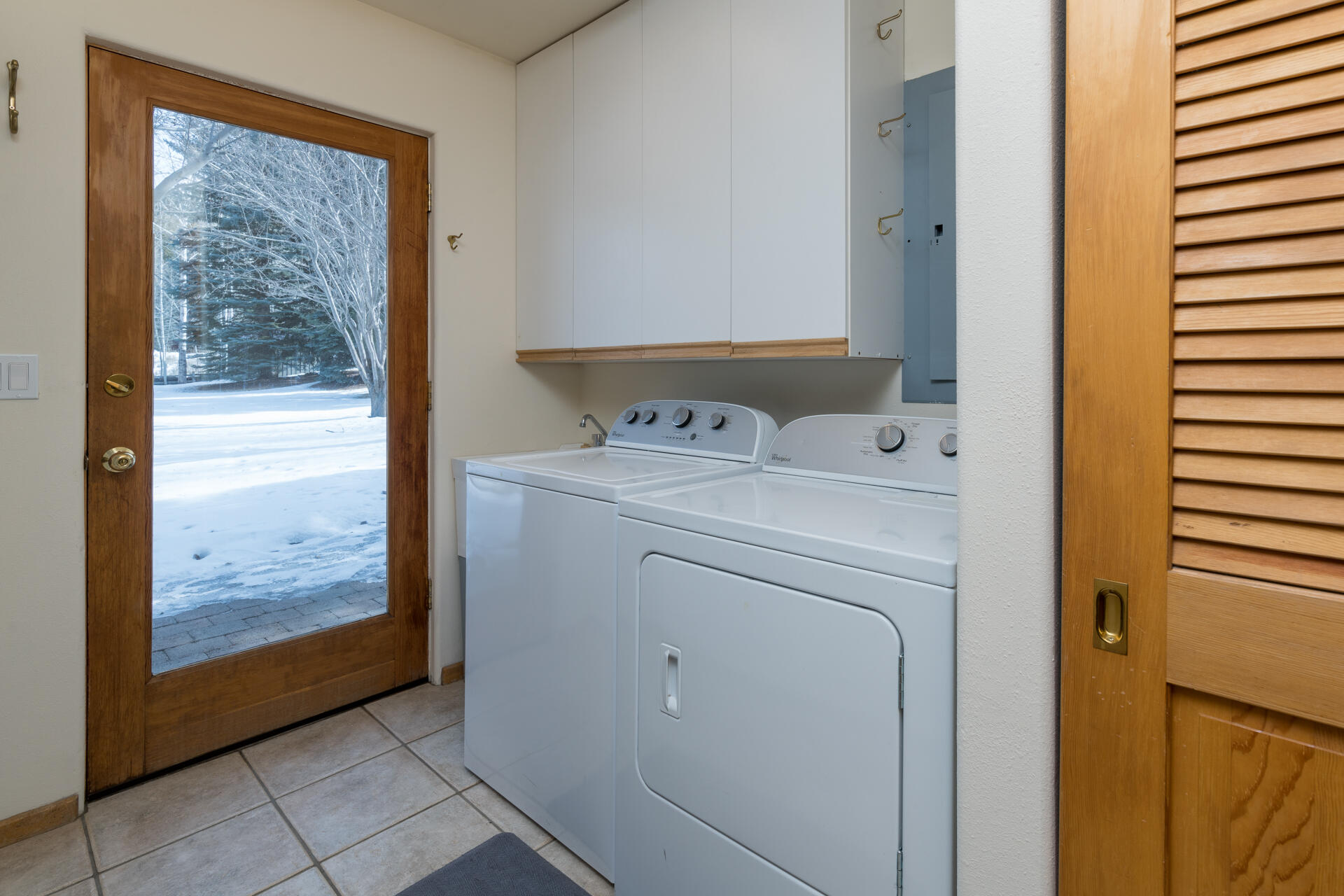 233 Timberline Road Blaine County, ID 83333 - Photo 16 of 25 Laundry Mudroom