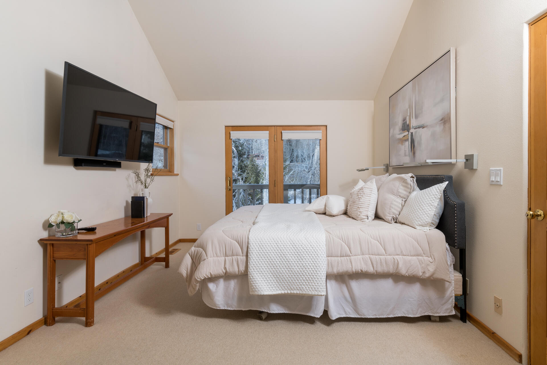 233 Timberline Road Blaine County, ID 83333 - Photo 10 of 25 Owner suite