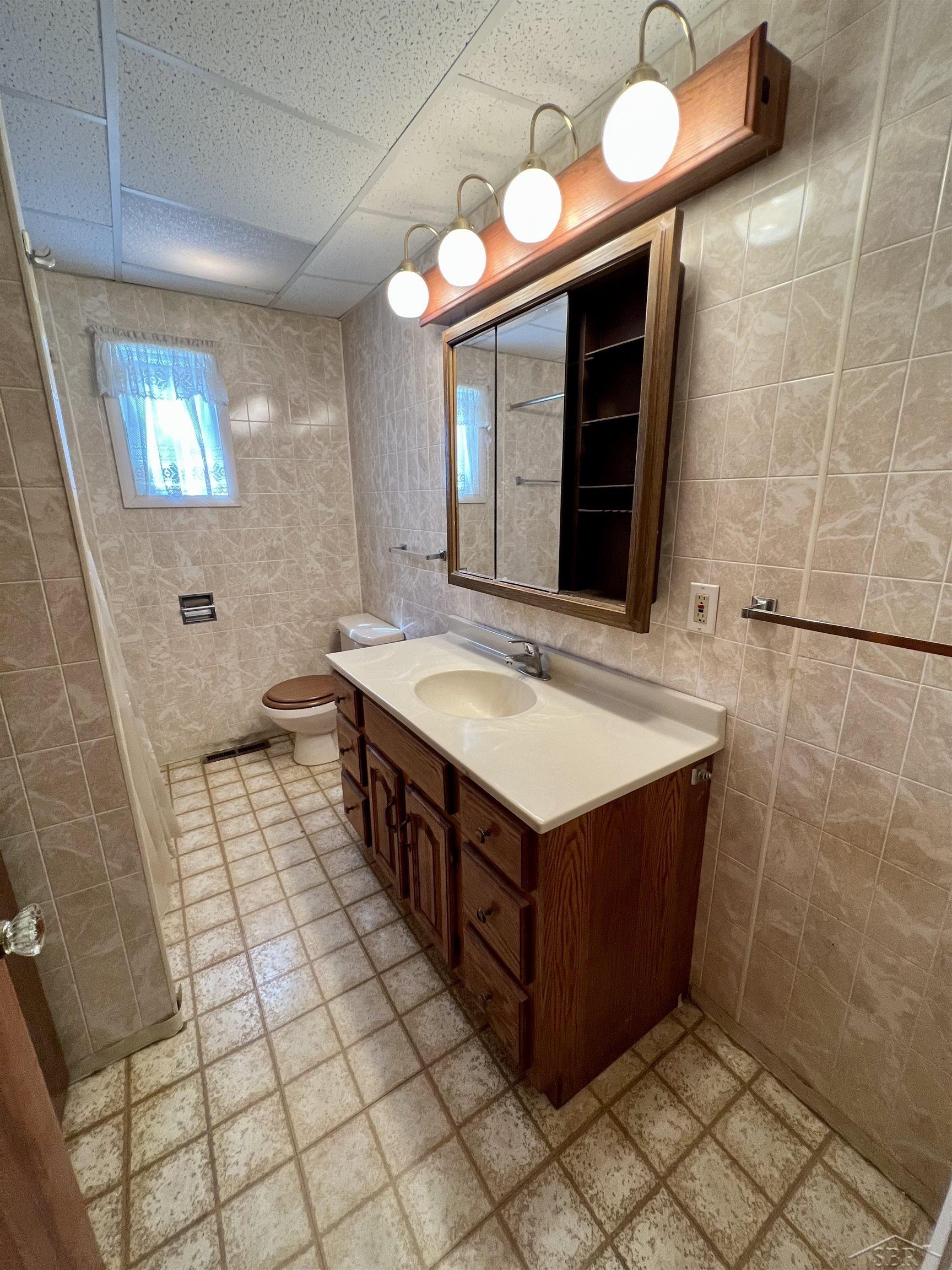 8079 North Meridian Road Merrill, MI 48637 - Photo 14 of 25 50104602-13.JPG