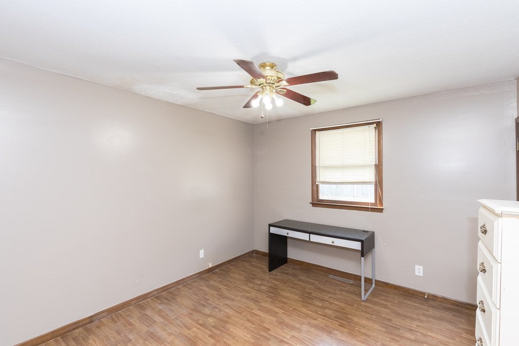 960 Fairview Road Wytheville, VA 24382 - Photo 24 of 75 Gallery Image 24