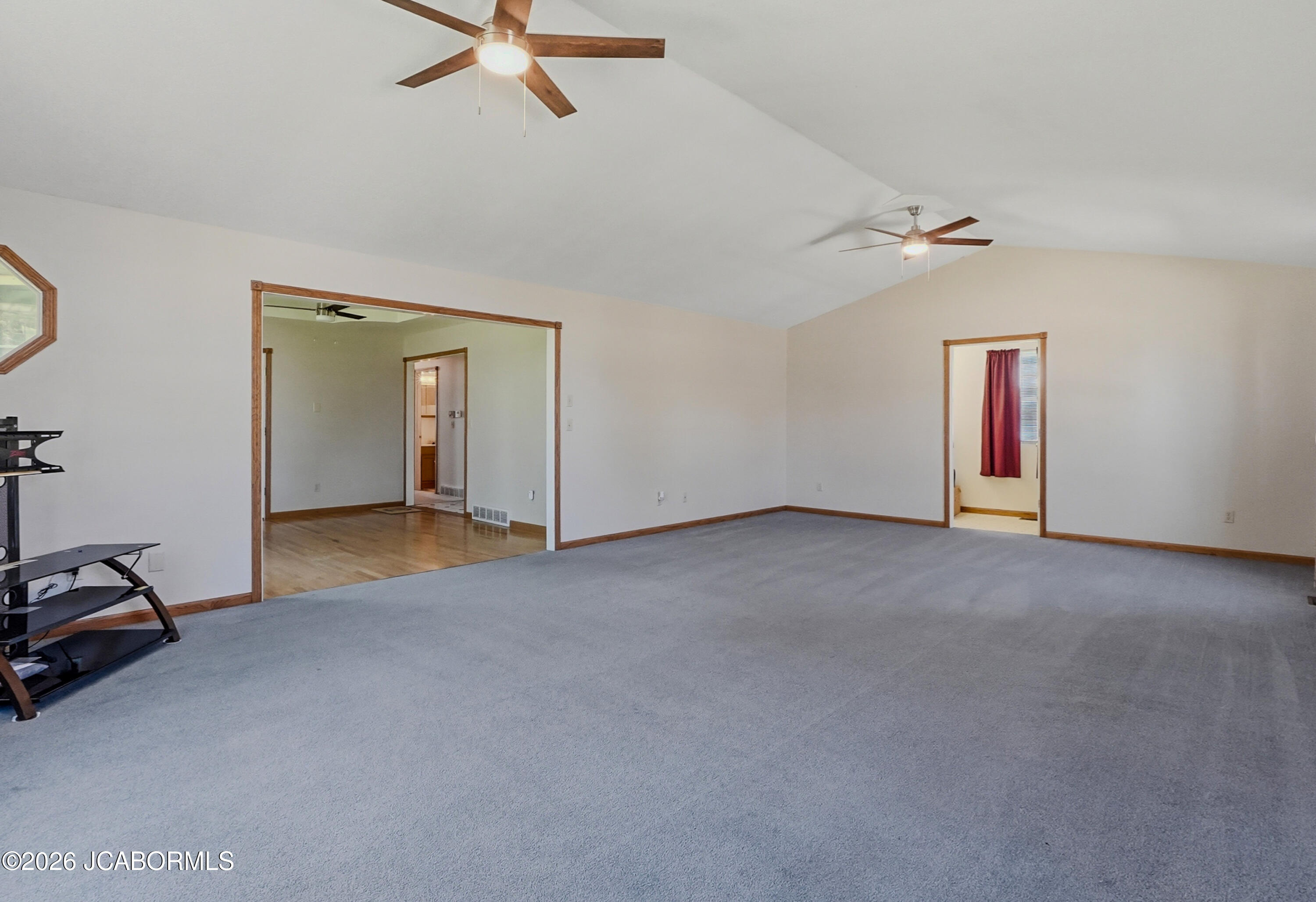 418 West Martin Street Cairo, MO 65239 - Photo 8 of 36