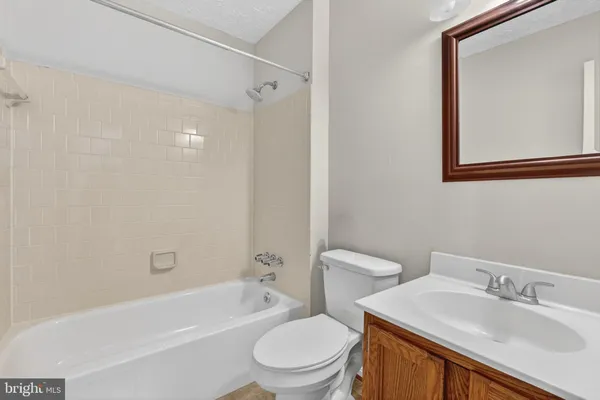 $2,950 | 8813 Francesca Drive, Clinton, MD 20735