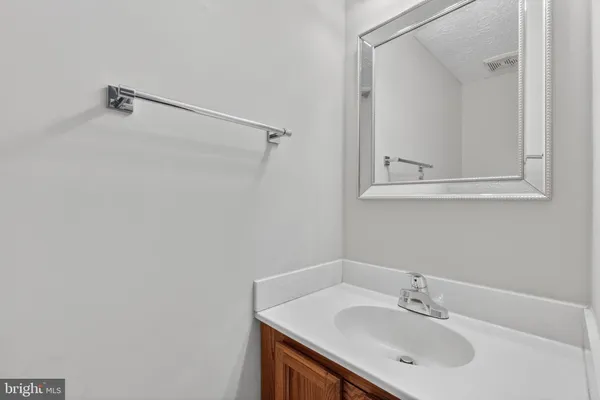 $2,950 | 8813 Francesca Drive, Clinton, MD 20735