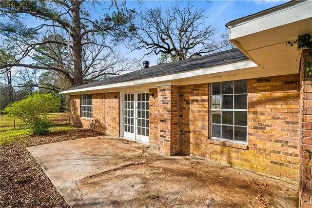 $185,000 | 248 Stock Landing Road, Deville, LA 71328