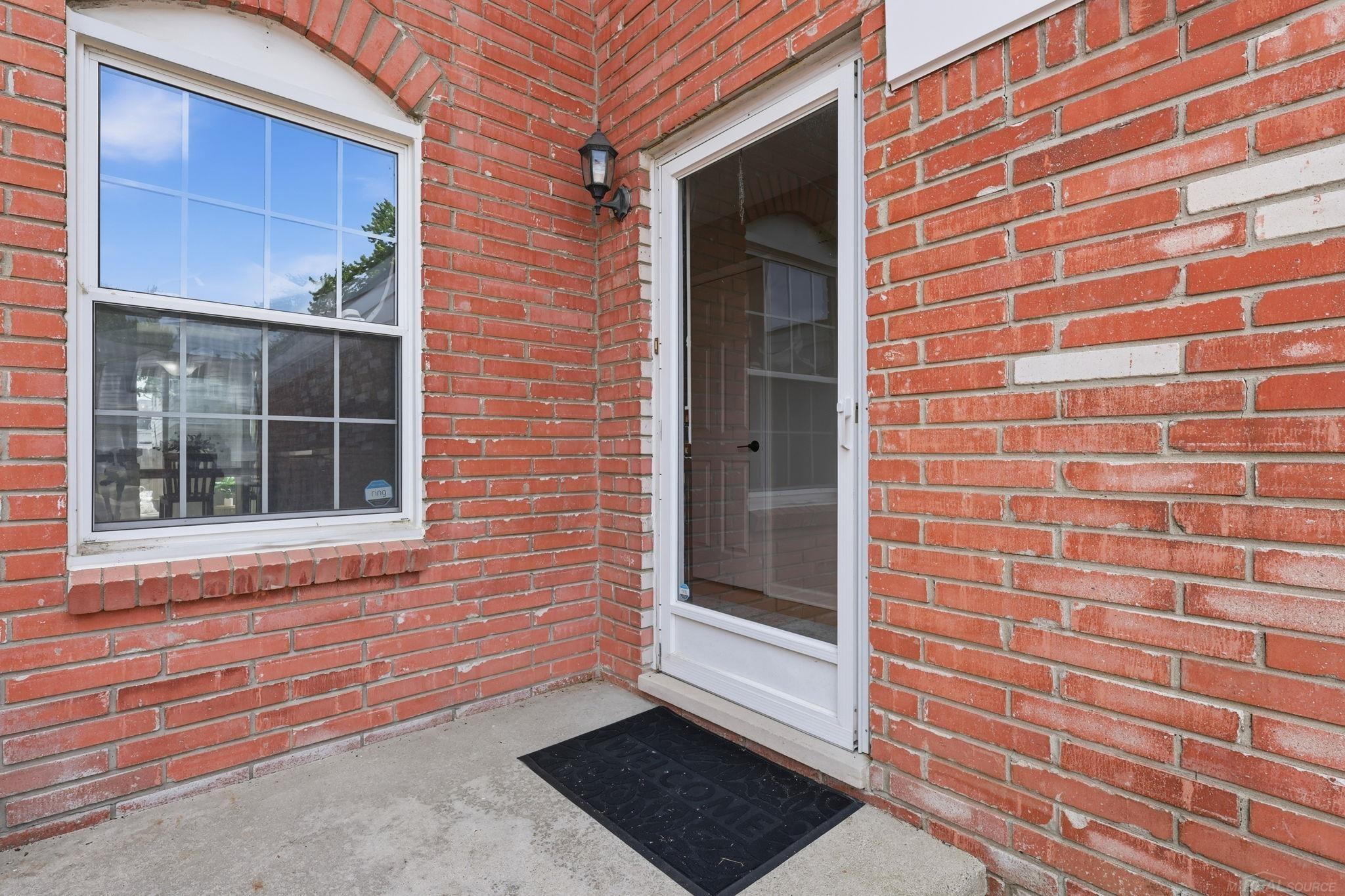 119 Manor Way Rochester Hills, MI 48309 - Photo 5 of 29