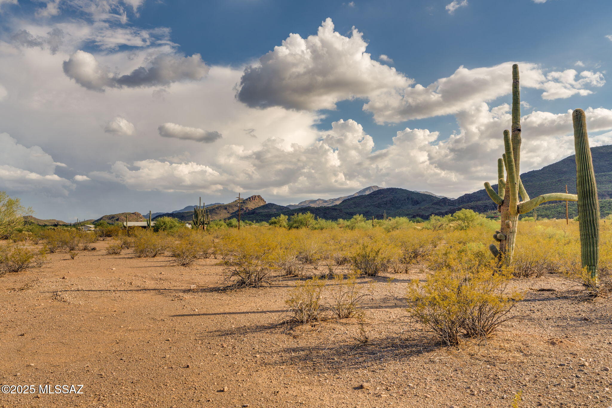 7759 North Artesiano Road, Unit 2 Tucson, AZ 85743 - Photo 28 of 33 a view of lake