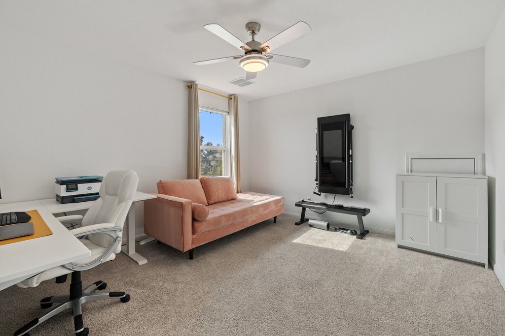 1113 Siena Sunset Road Leander, TX 78641 - Photo 21 of 29 Large upstairs bedroom #1 being utilized as an office.
