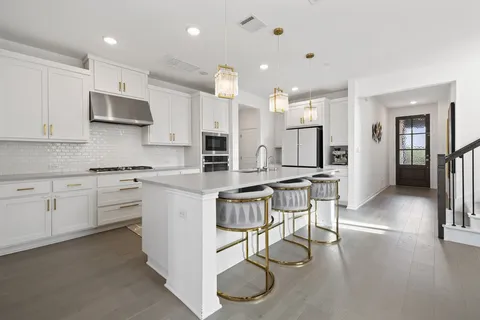 $815,000 | 1113 Siena Sunset Road, Leander, TX 78641