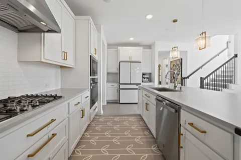 $815,000 | 1113 Siena Sunset Road, Leander, TX 78641