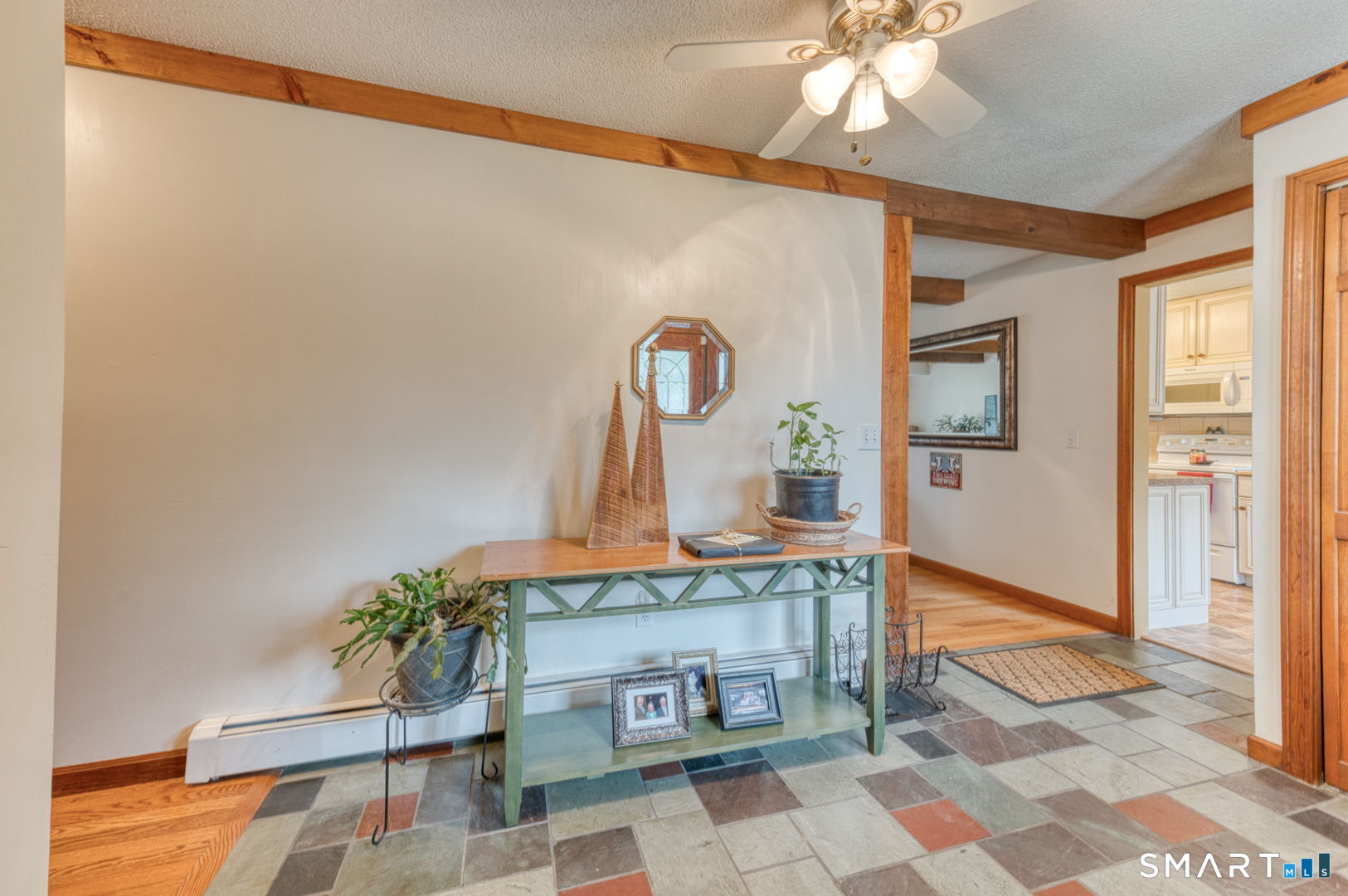 454 Providence Turnpike Hampton, CT 06247 - Photo 29 of 40 a view of living room with a potted plant