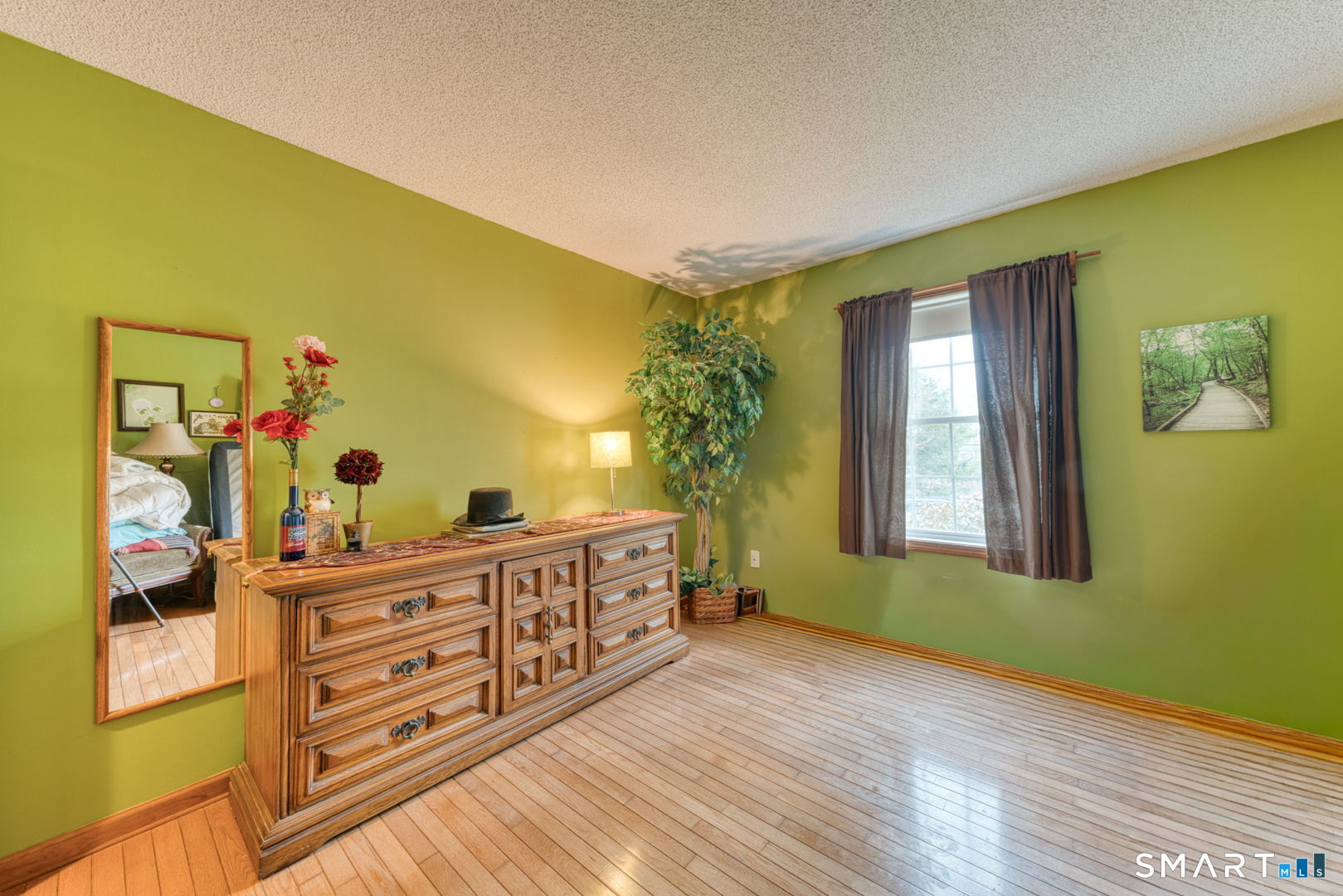454 Providence Turnpike Hampton, CT 06247 - Photo 31 of 40 a living room with furniture and a window