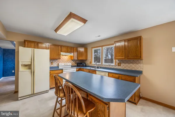 $569,999 | 3 Snow Meadow Lane, Stafford, VA 22554