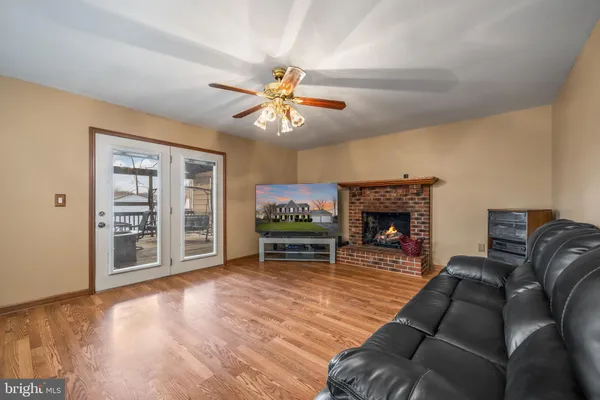 $569,999 | 3 Snow Meadow Lane, Stafford, VA 22554