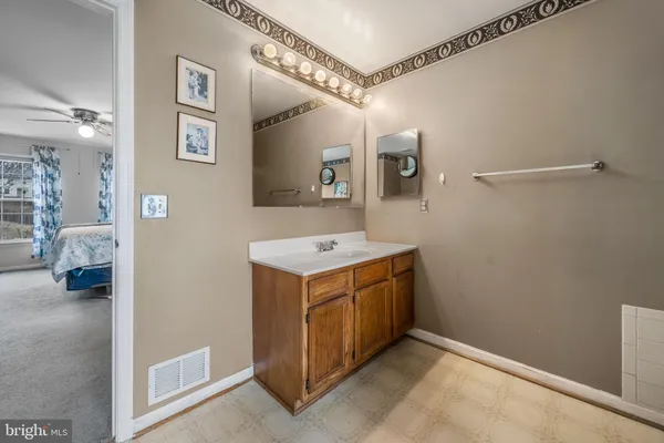 $569,999 | 3 Snow Meadow Lane, Stafford, VA 22554