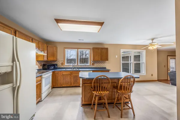 $569,999 | 3 Snow Meadow Lane, Stafford, VA 22554