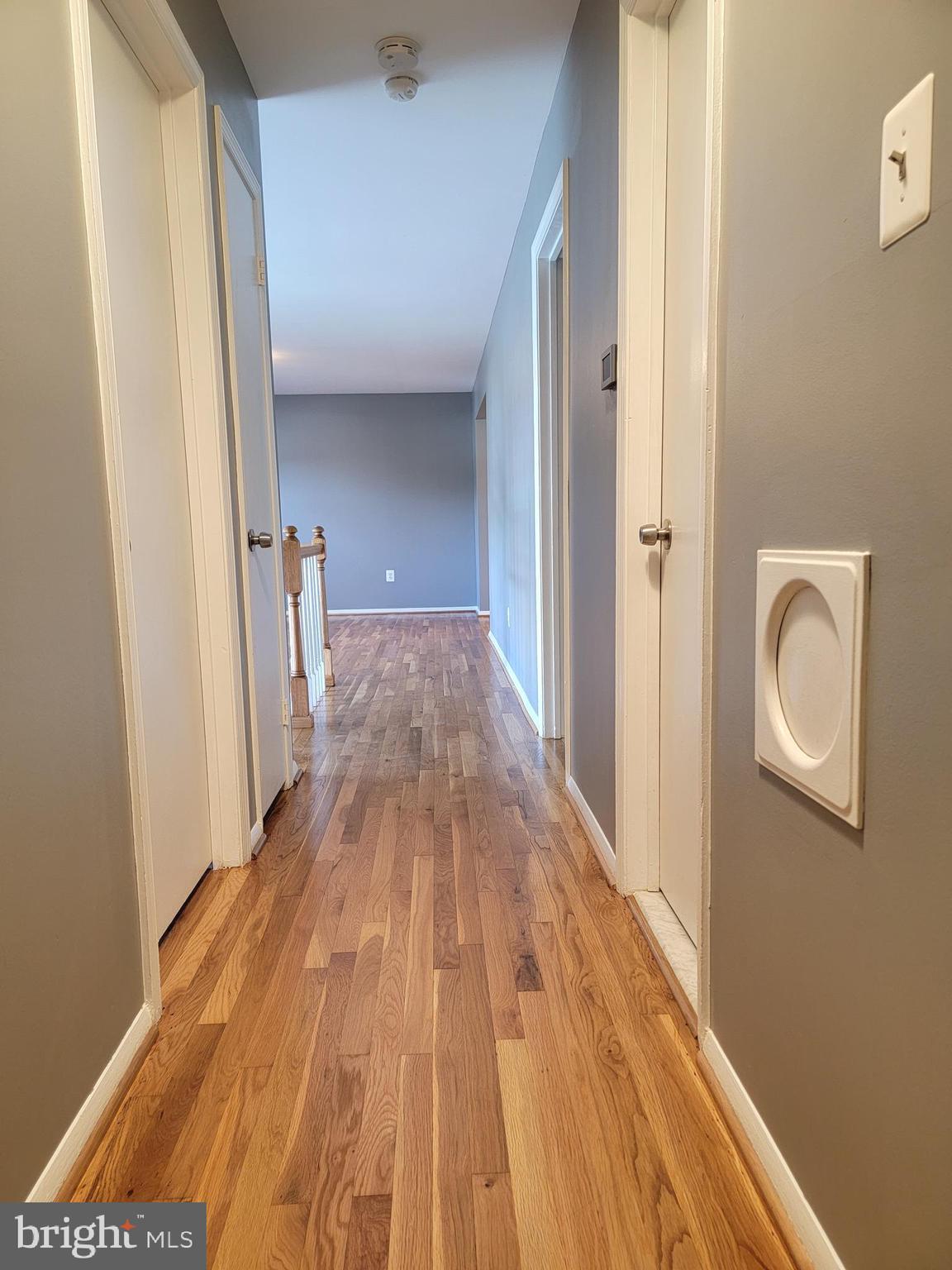 12217 Harbor Drive Woodbridge, VA 22192 - Photo 19 of 53 Hallway