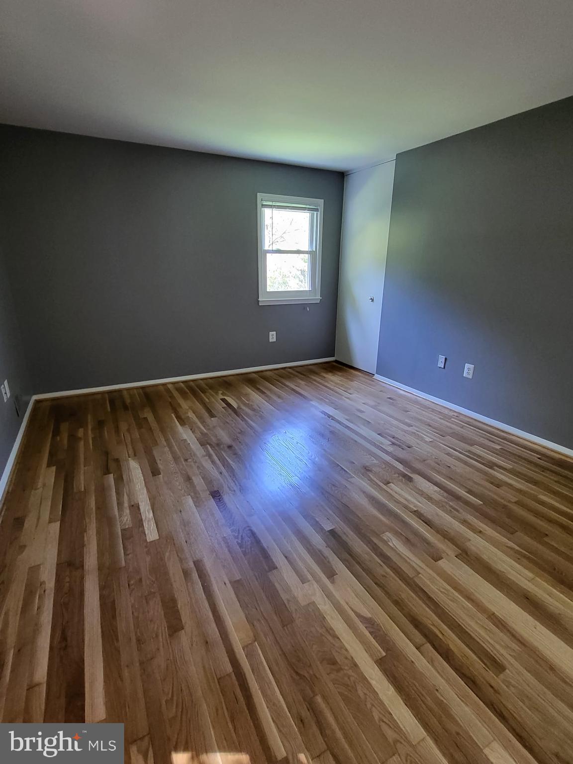 12217 Harbor Drive Woodbridge, VA 22192 - Photo 25 of 53 Primary bedroom