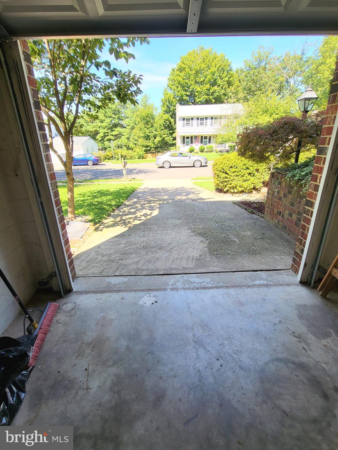 12217 Harbor Drive Woodbridge, VA 22192 - Photo 41 of 53 Garage