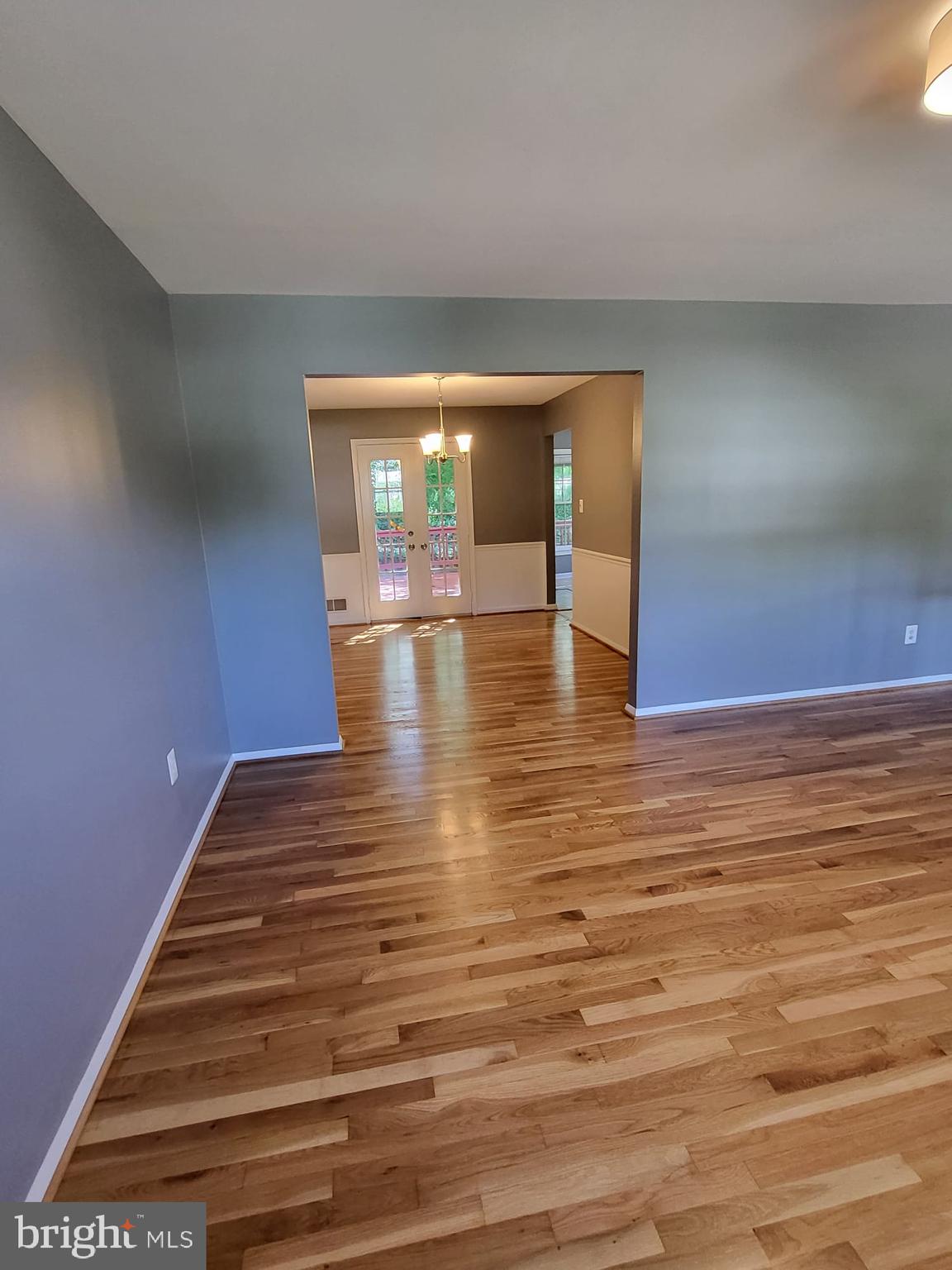 12217 Harbor Drive Woodbridge, VA 22192 - Photo 8 of 53