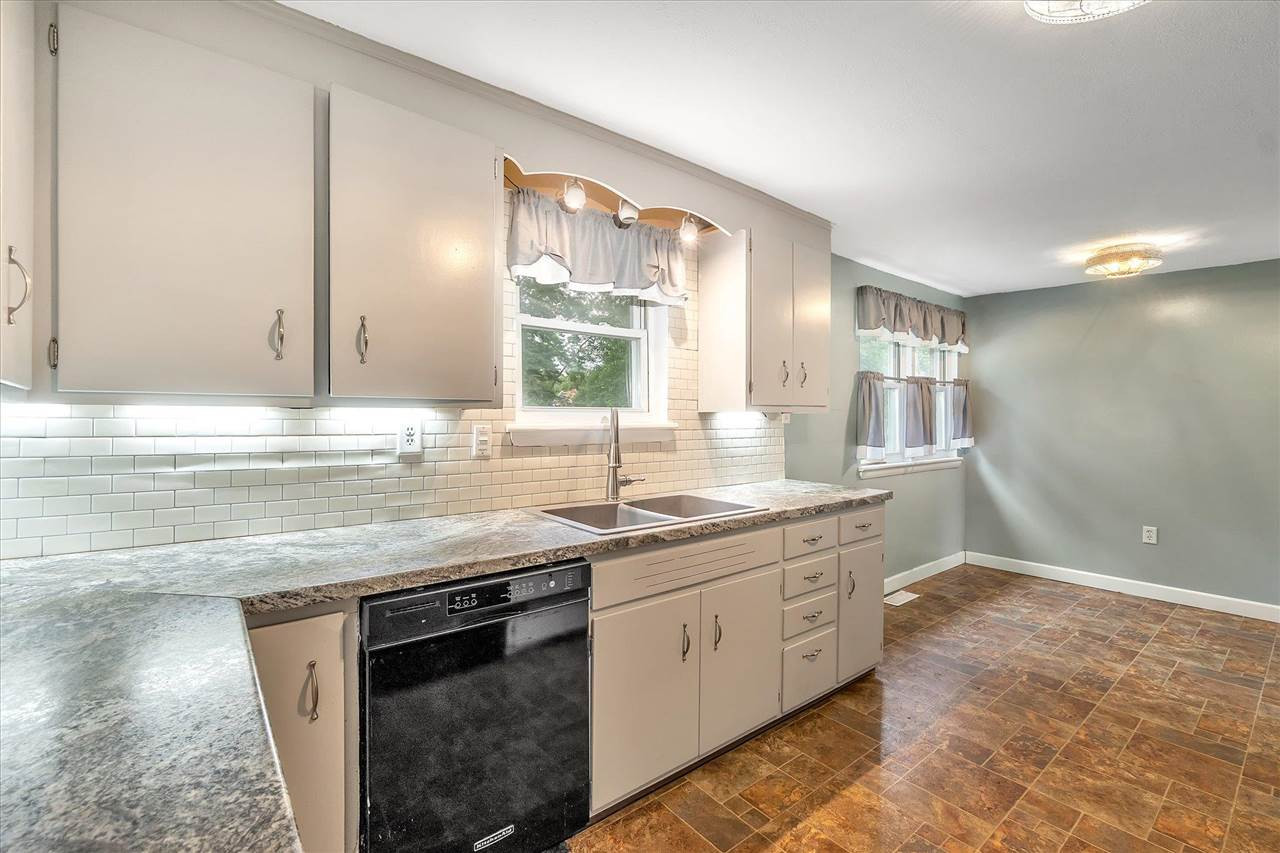 213 Fourth Street Jackson, MI 49203 - Photo 11 of 41 Photo 11