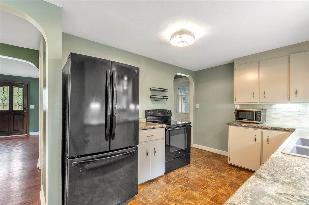 213 Fourth Street Jackson, MI 49203 - Photo 12 of 41 Photo 12
