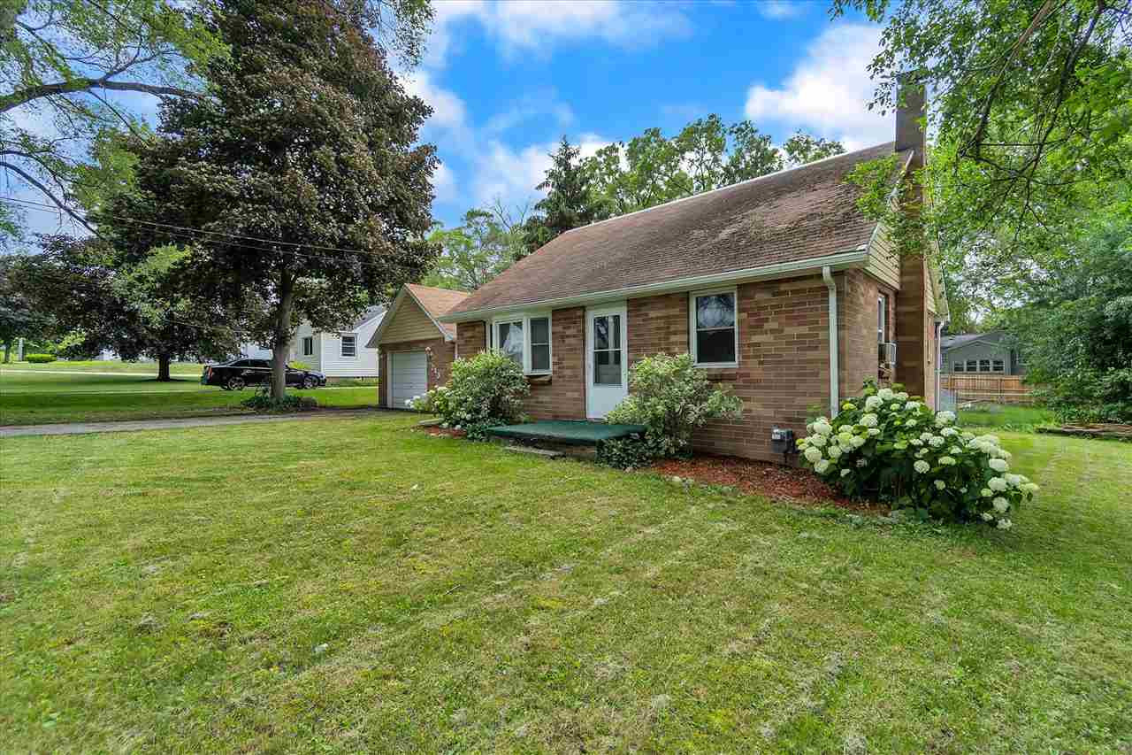213 Fourth Street Jackson, MI 49203 - Photo 3 of 41 Photo 3