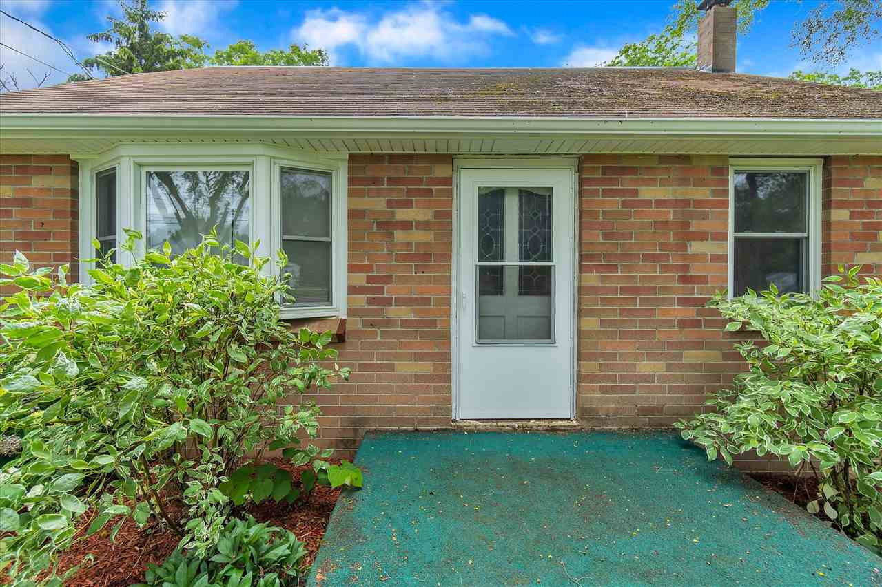 213 Fourth Street Jackson, MI 49203 - Photo 4 of 41 Photo 4