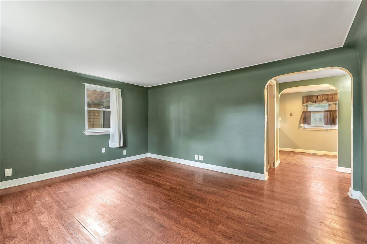213 Fourth Street Jackson, MI 49203 - Photo 6 of 41 Photo 6
