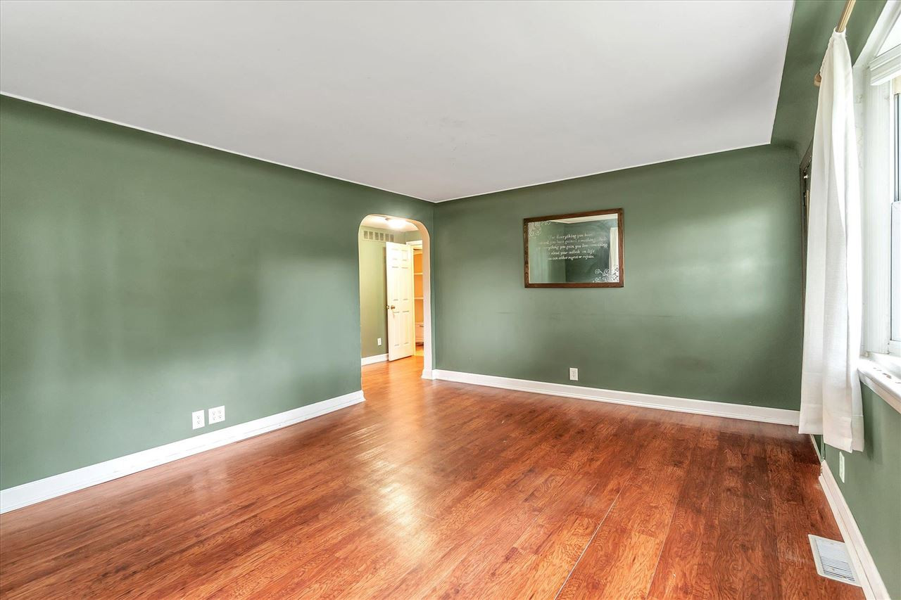 213 Fourth Street Jackson, MI 49203 - Photo 8 of 41 Photo 8