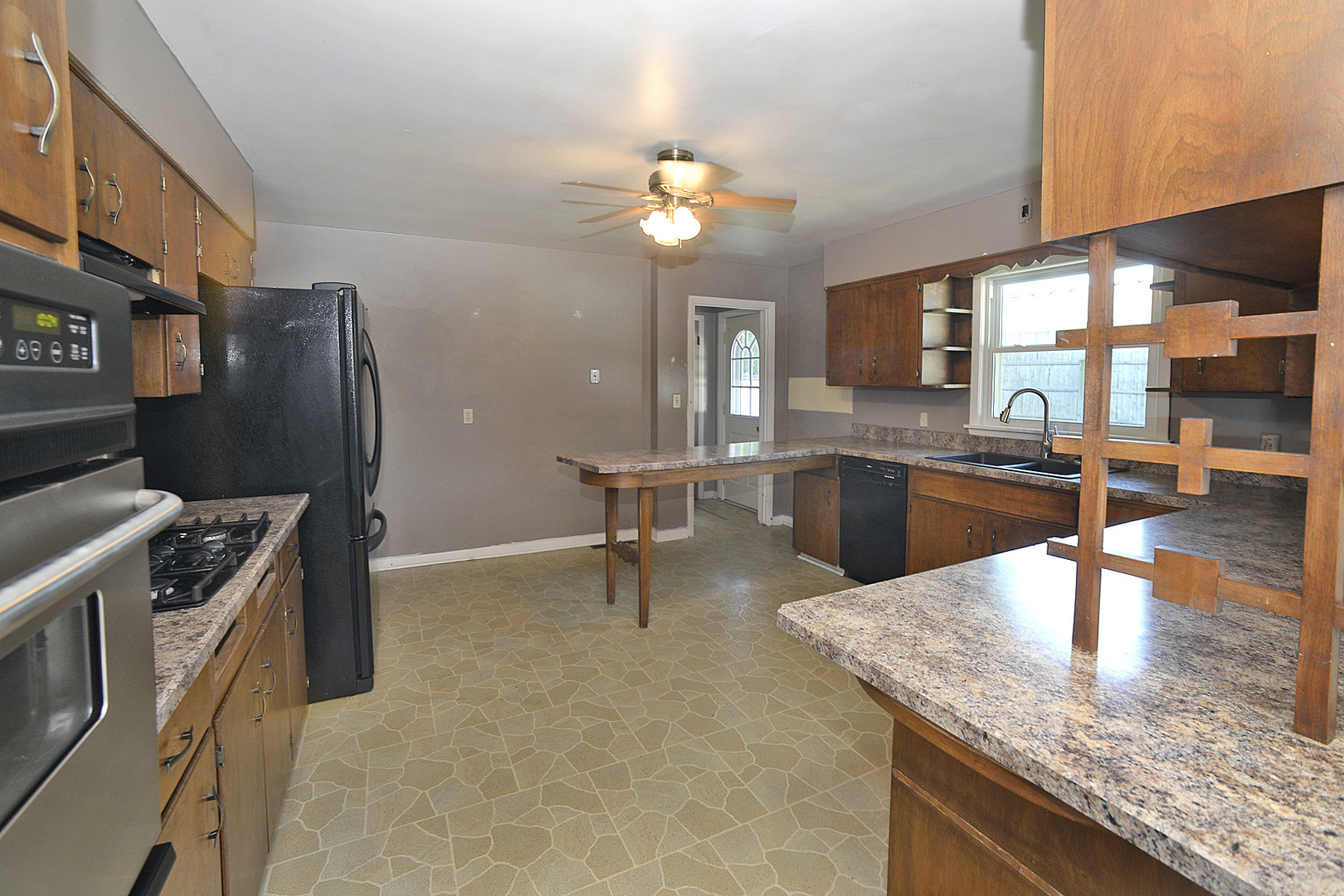 1115 4-H Road Ottawa, IL 61350 - Photo 6 of 21