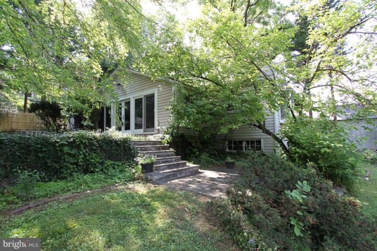 guest cottage