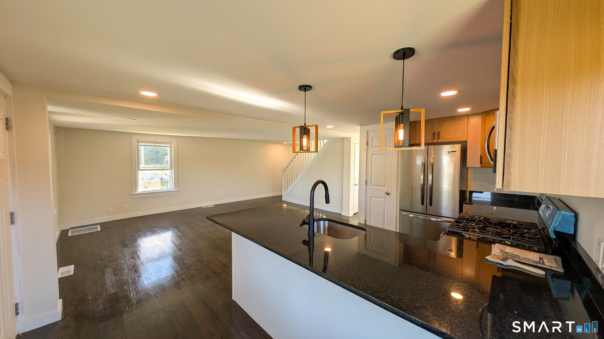 292 Old Colchester Road Montville, CT 06382 - Photo 9 of 19 Gallery Image 9
