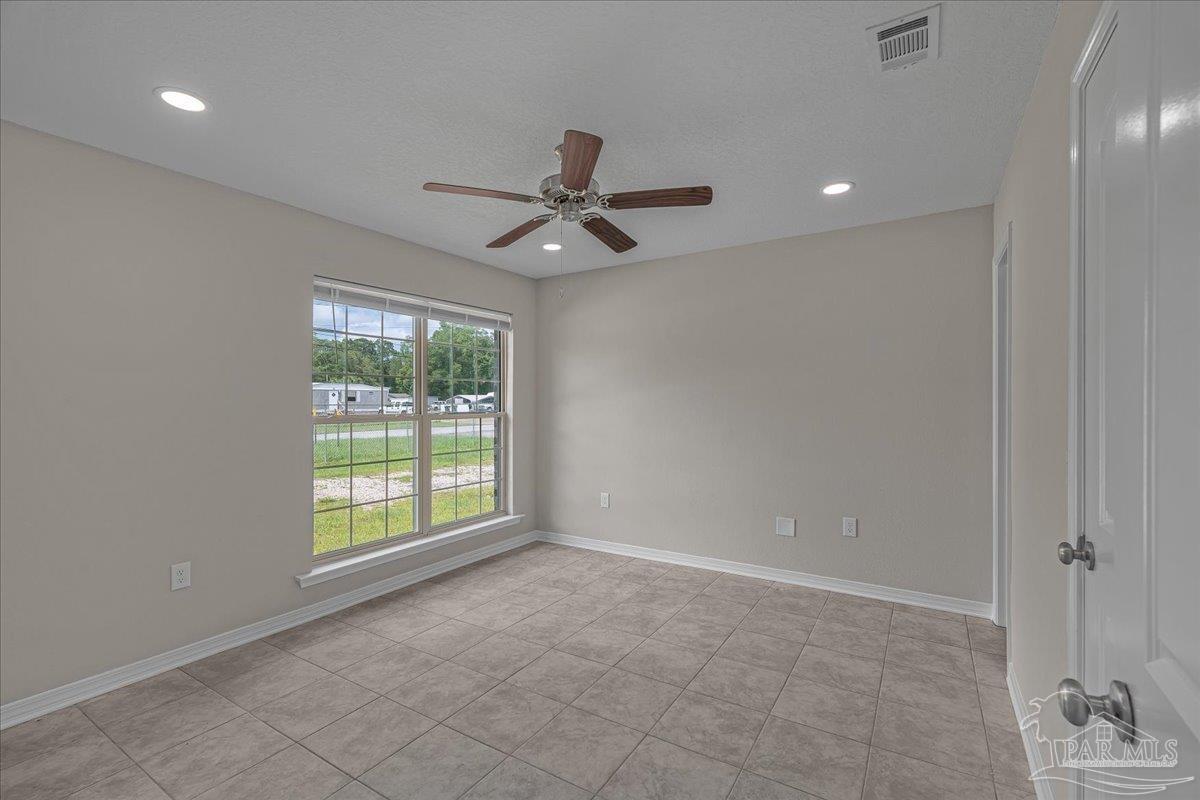 255 Kenmore Road Pensacola, FL 32503 - Photo 27 of 43