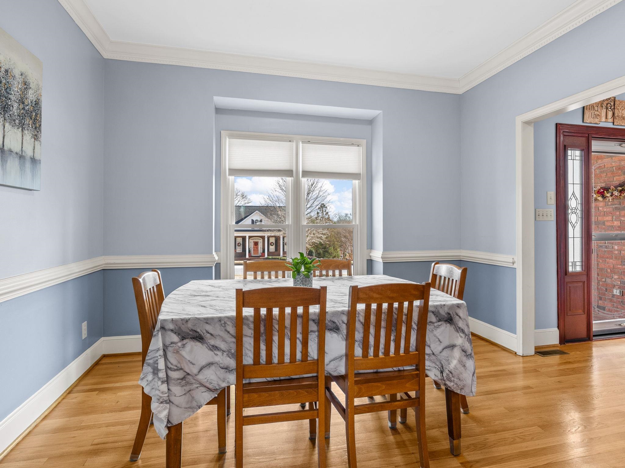 224 Saddlebrook Drive Moore, SC 29369 - Photo 12 of 47 Dining Room