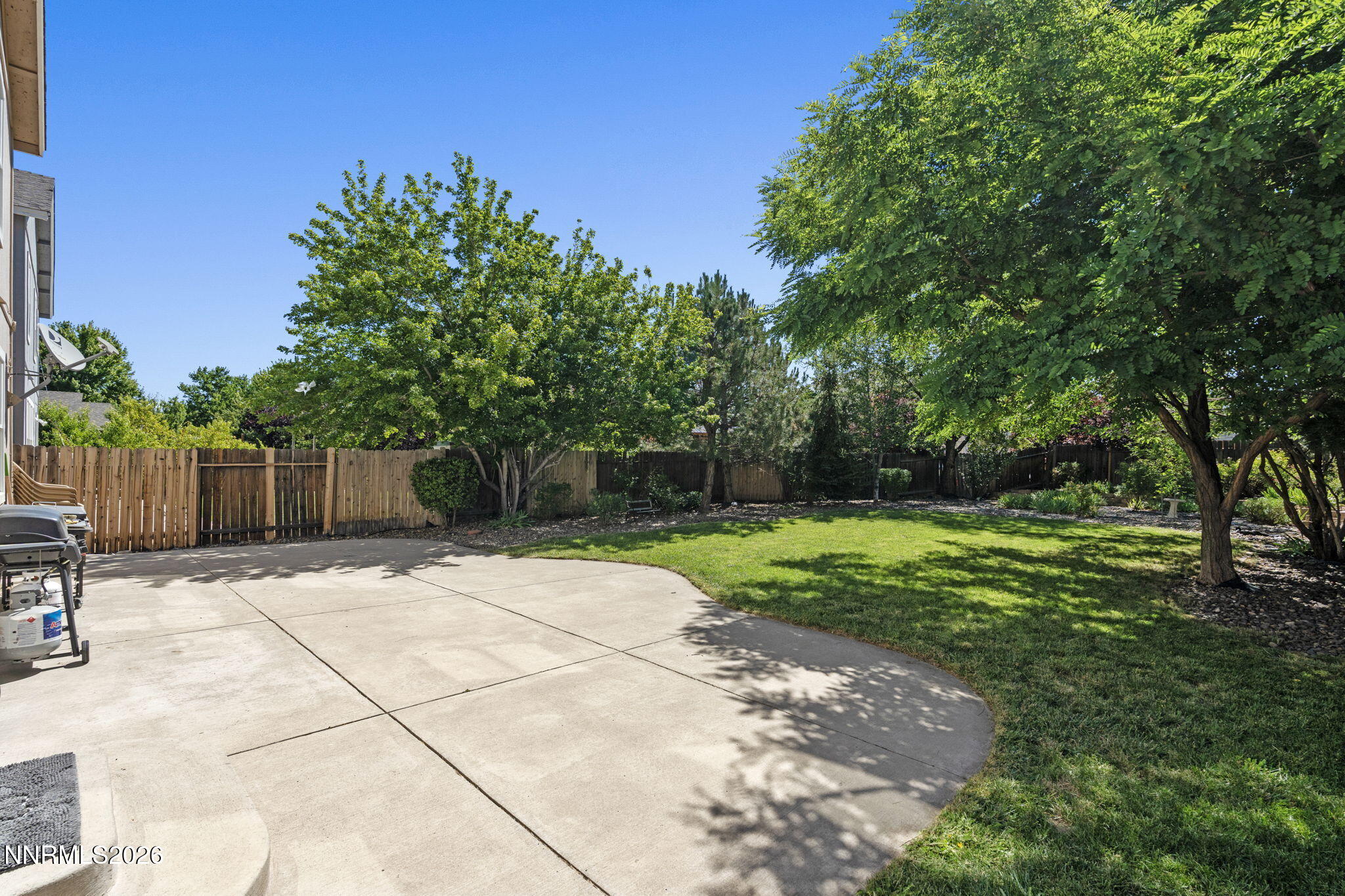 9490 Autumn Leaf Way Reno, NV 89506 - Photo 27 of 31 backyard from corner looking towards fen
