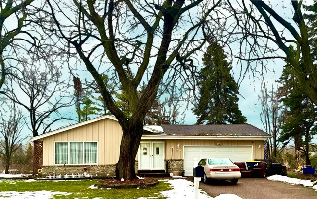 $395,000 | 1929 Sunnyside Drive, Waukesha, WI 53186