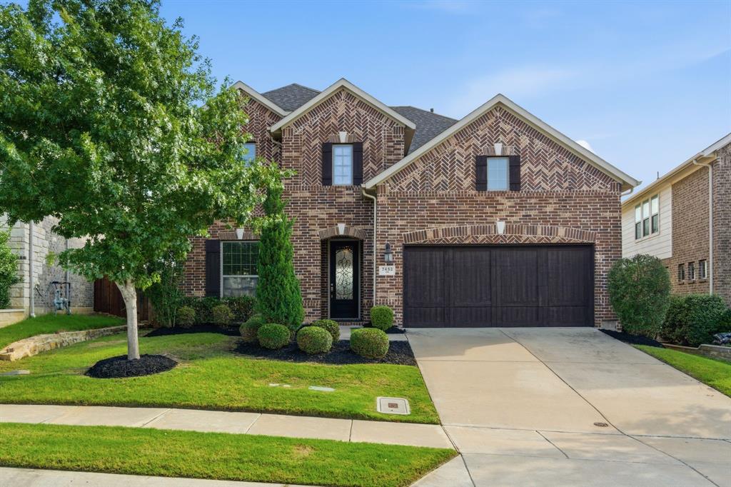 7452 Reverchon Drive Irving, TX 75063 - Photo 1 of 40