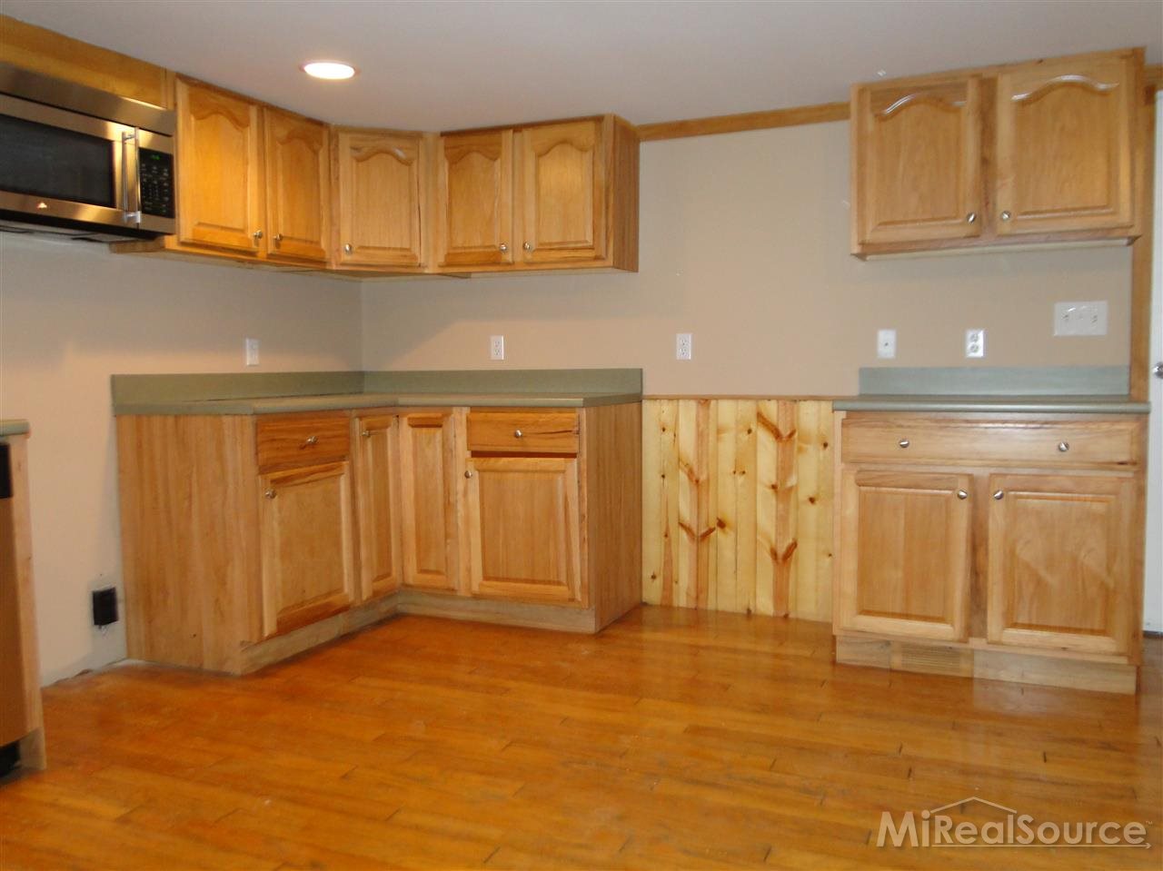 1064 Angle Road Lapeer, MI 48446 - Photo 13 of 28