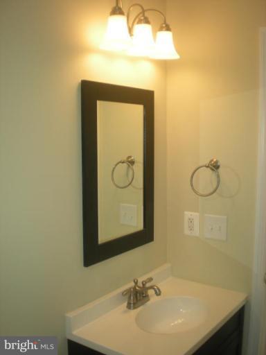 14004 Beechvue Lane Silver Spring, MD 20906 - Photo 9 of 15 Bath #2