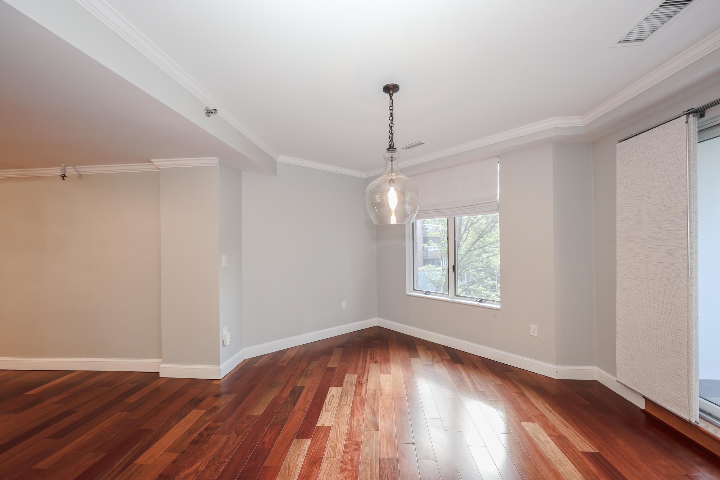 300 River Road, Unit 312 Manchester, NH 03104 - Photo 13 of 32 Gallery Image 13